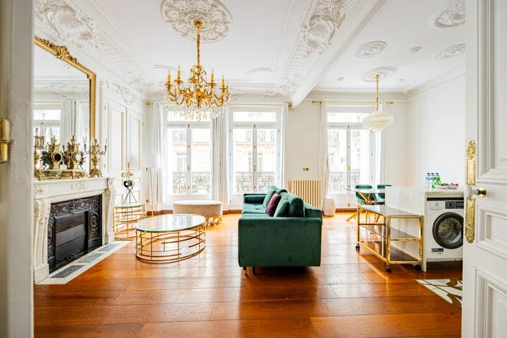 Appartement Rue Chambiges à Paris