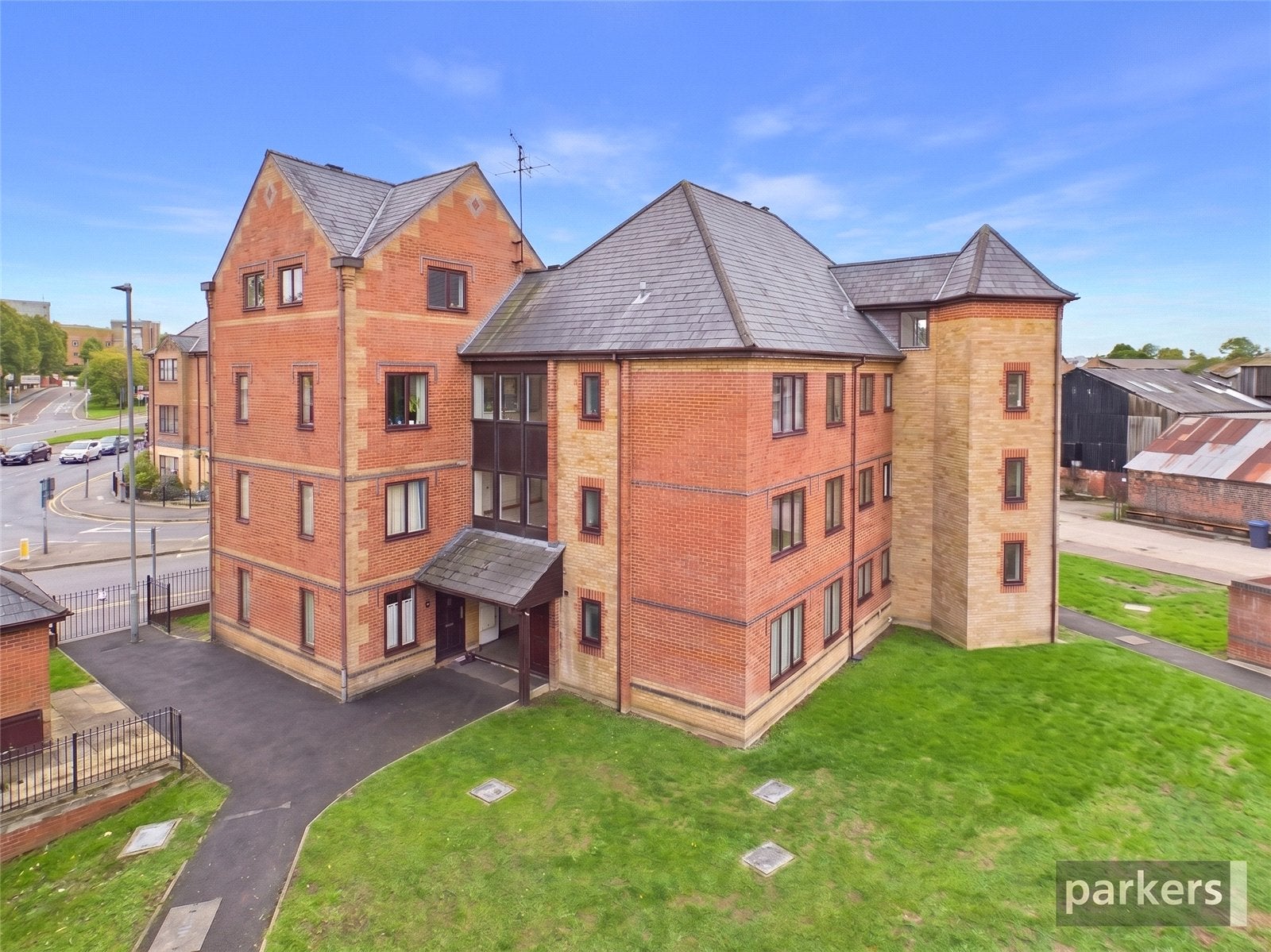 Flat Caversham Road in Reading