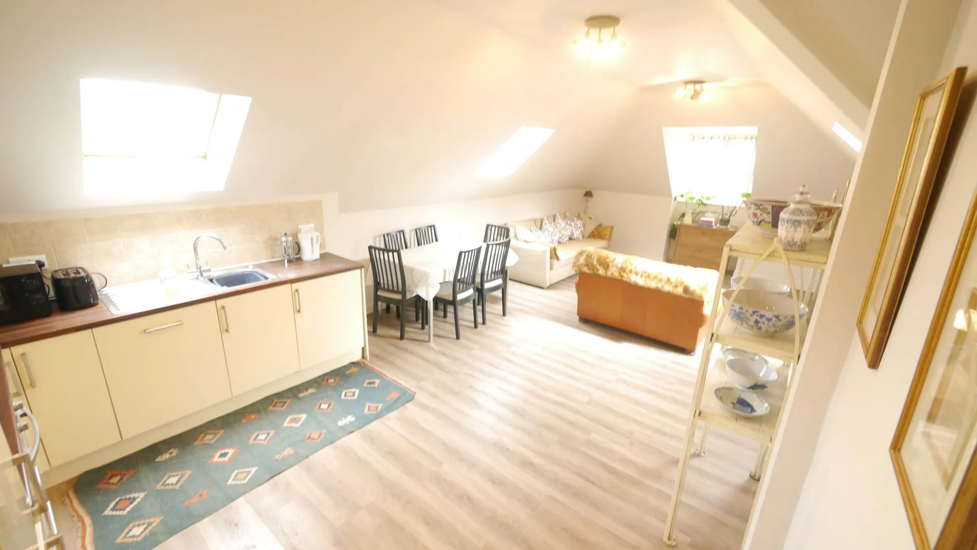 Flat St Albans Road West in Welwyn Hatfield