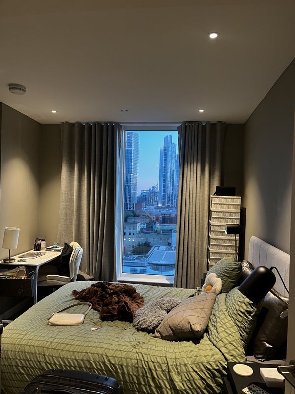 Flat Kennington Lane in Greater London