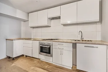 Flat Netherford Road in Greater London