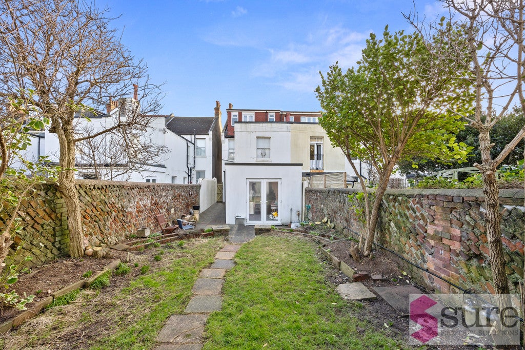 Flat Arundel Place in Brighton