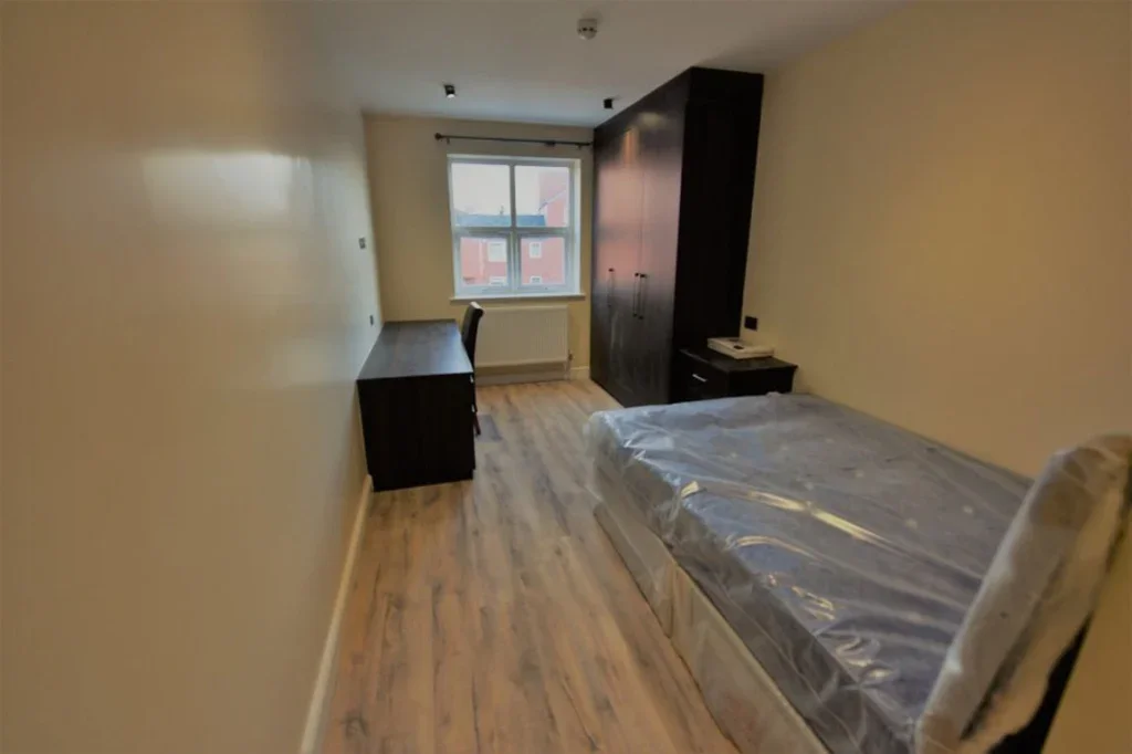 Room Hanover Square in Leeds