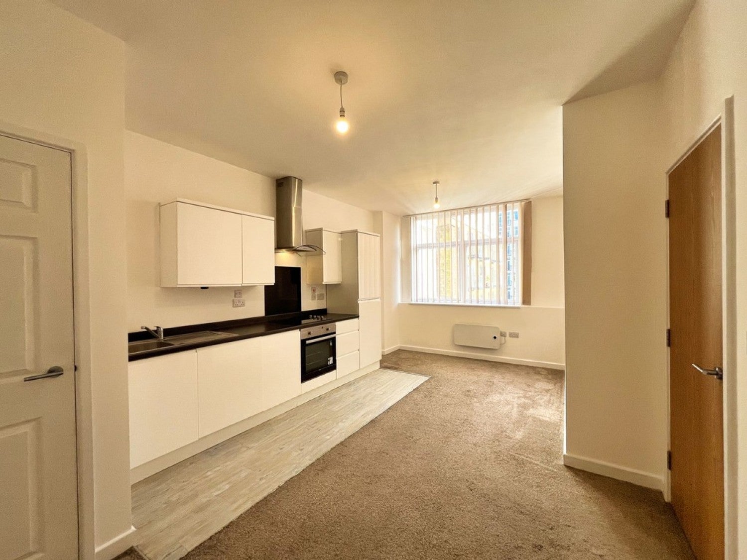 Flat Victoria Avenue in Southend-on-Sea