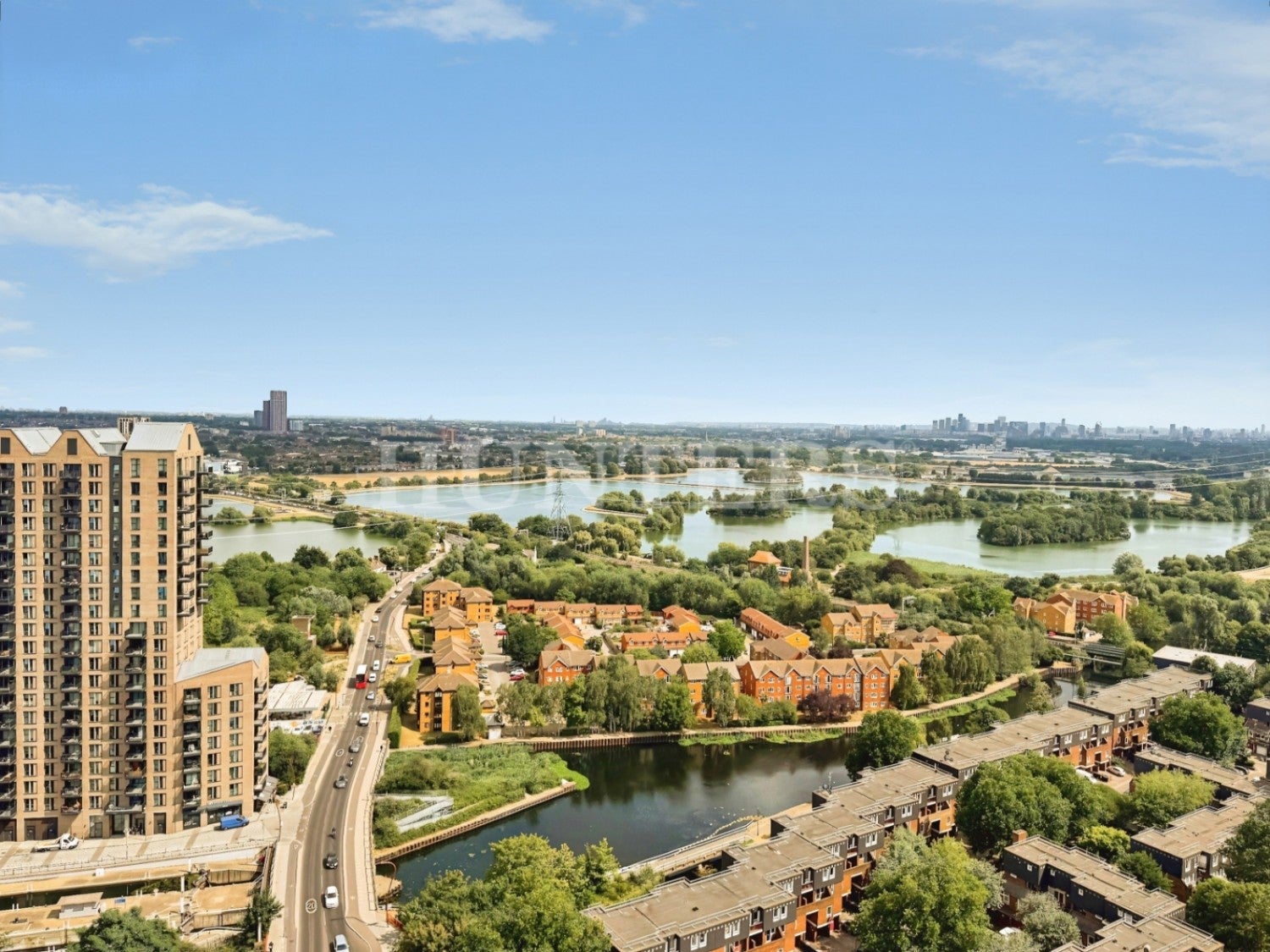 Flat Daneland Walk in Greater London