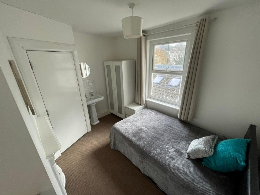 Room Braybrooke Road in St Leonards