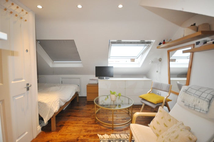 Flat Ashburnham Road in London