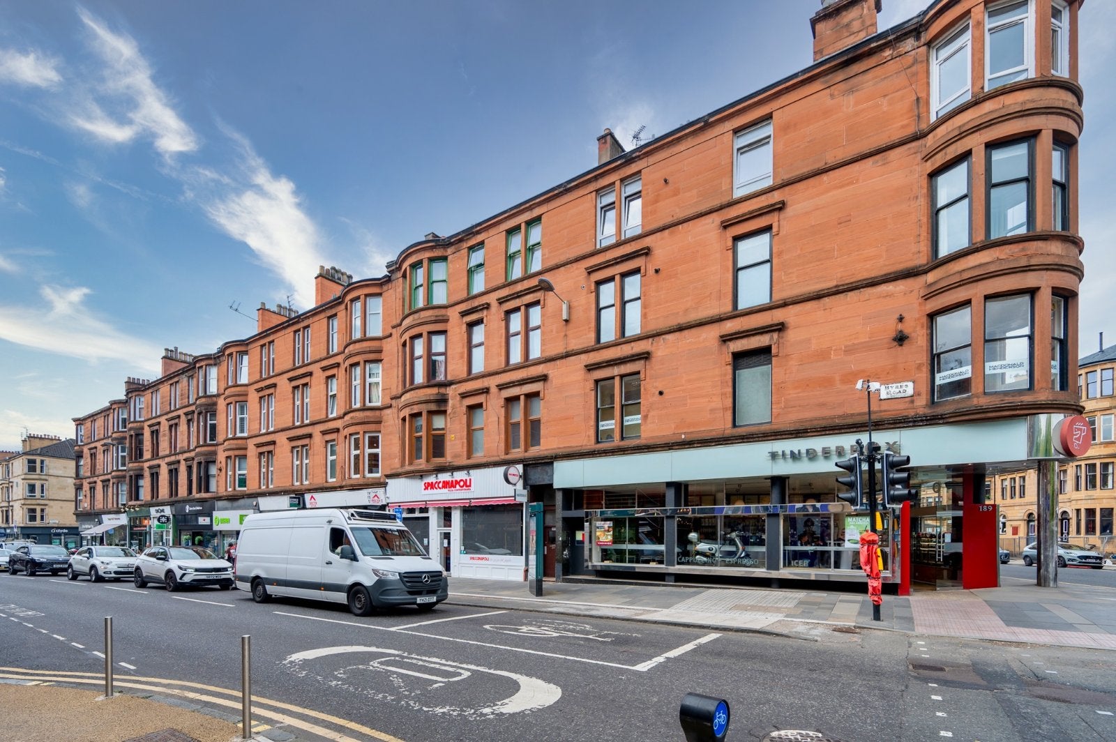 Flat Byres Road in Glasgow