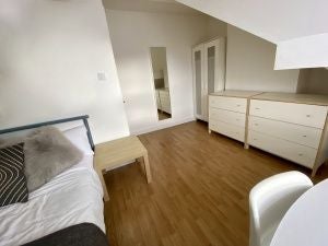 Flat Pinner Road in Sheffield