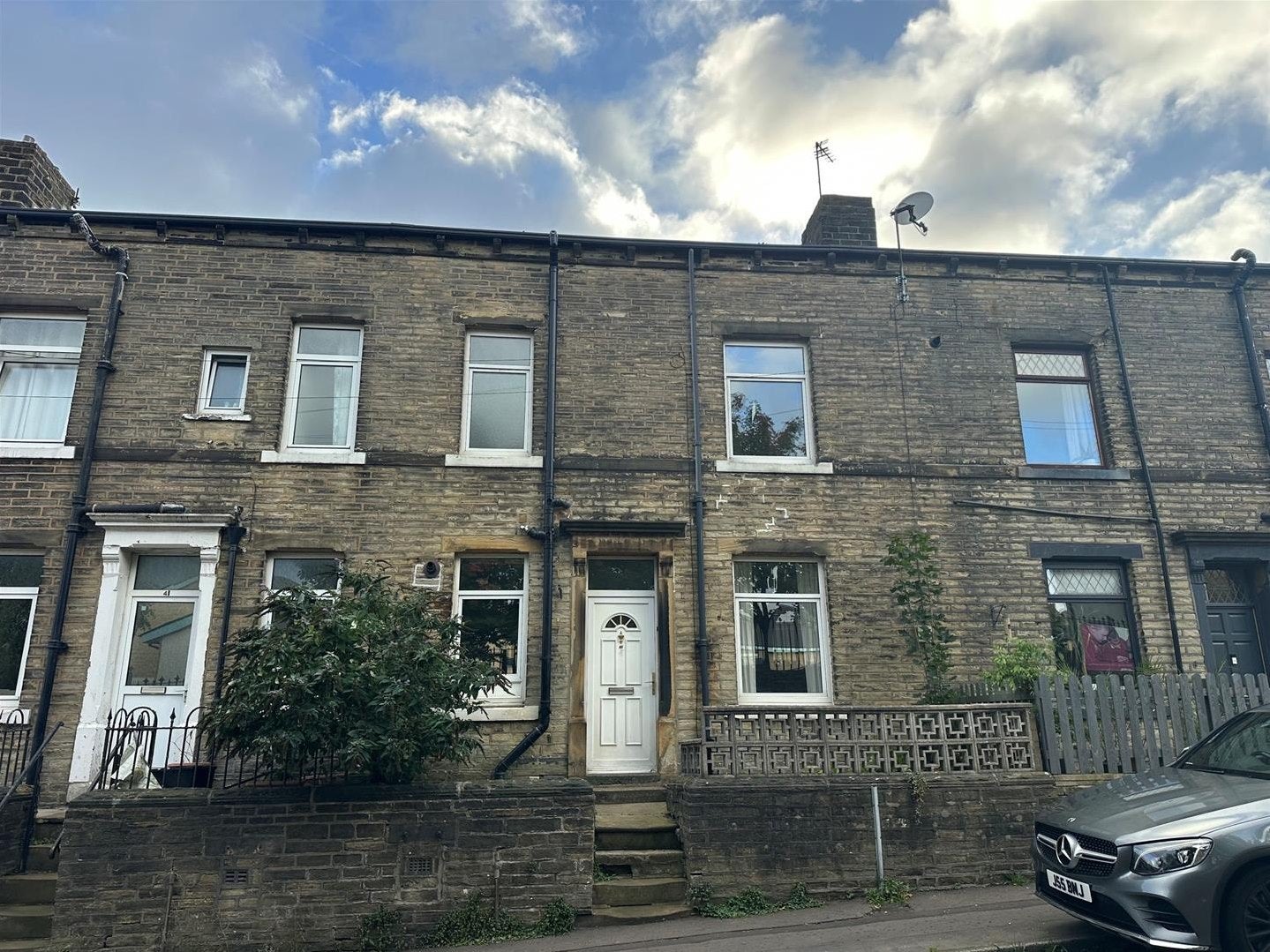 House Moorfield Street in Calderdale