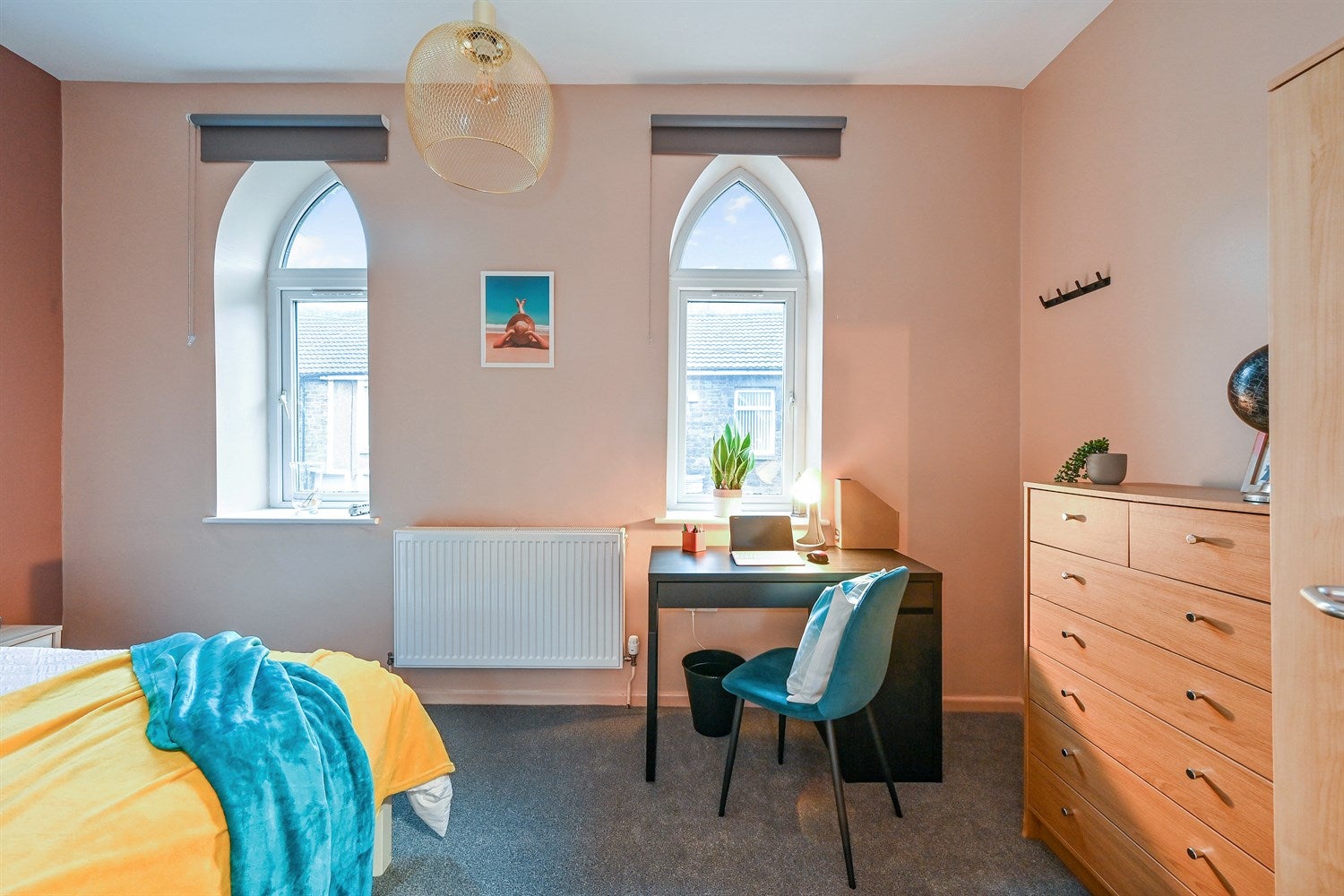 Room Wood Road in Pontypridd