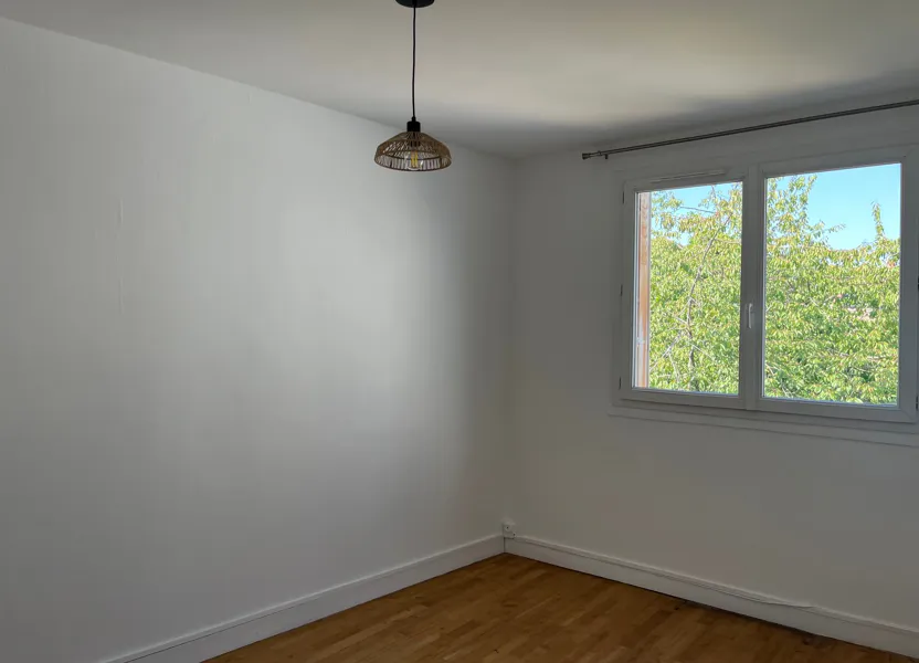 Flat Rue Robiquet in Rennes