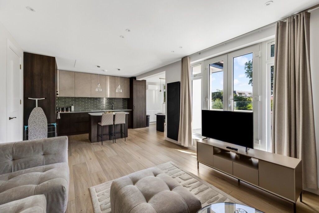 Flat The Ridgeway in Greater London