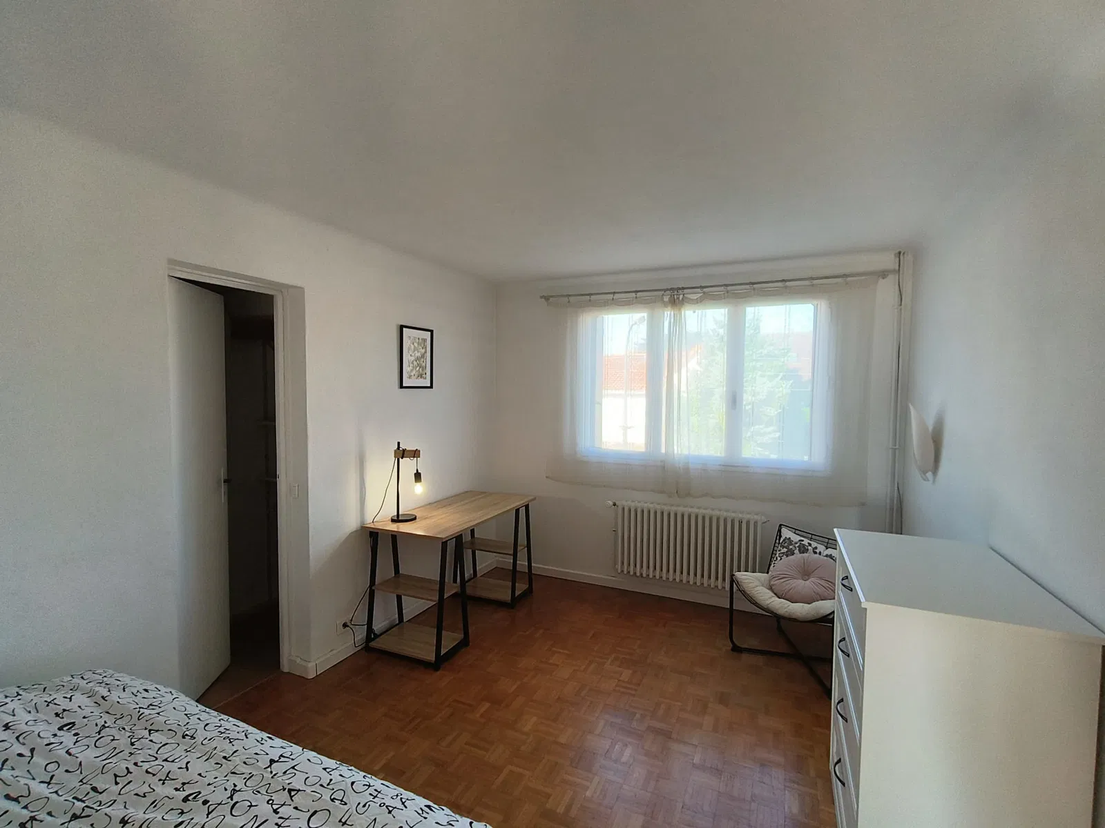 Chambre Rue Parmentier à Saint-Maur-des-Fossés