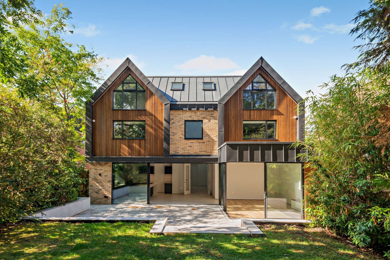 House The Uplands in Gerrards Cross