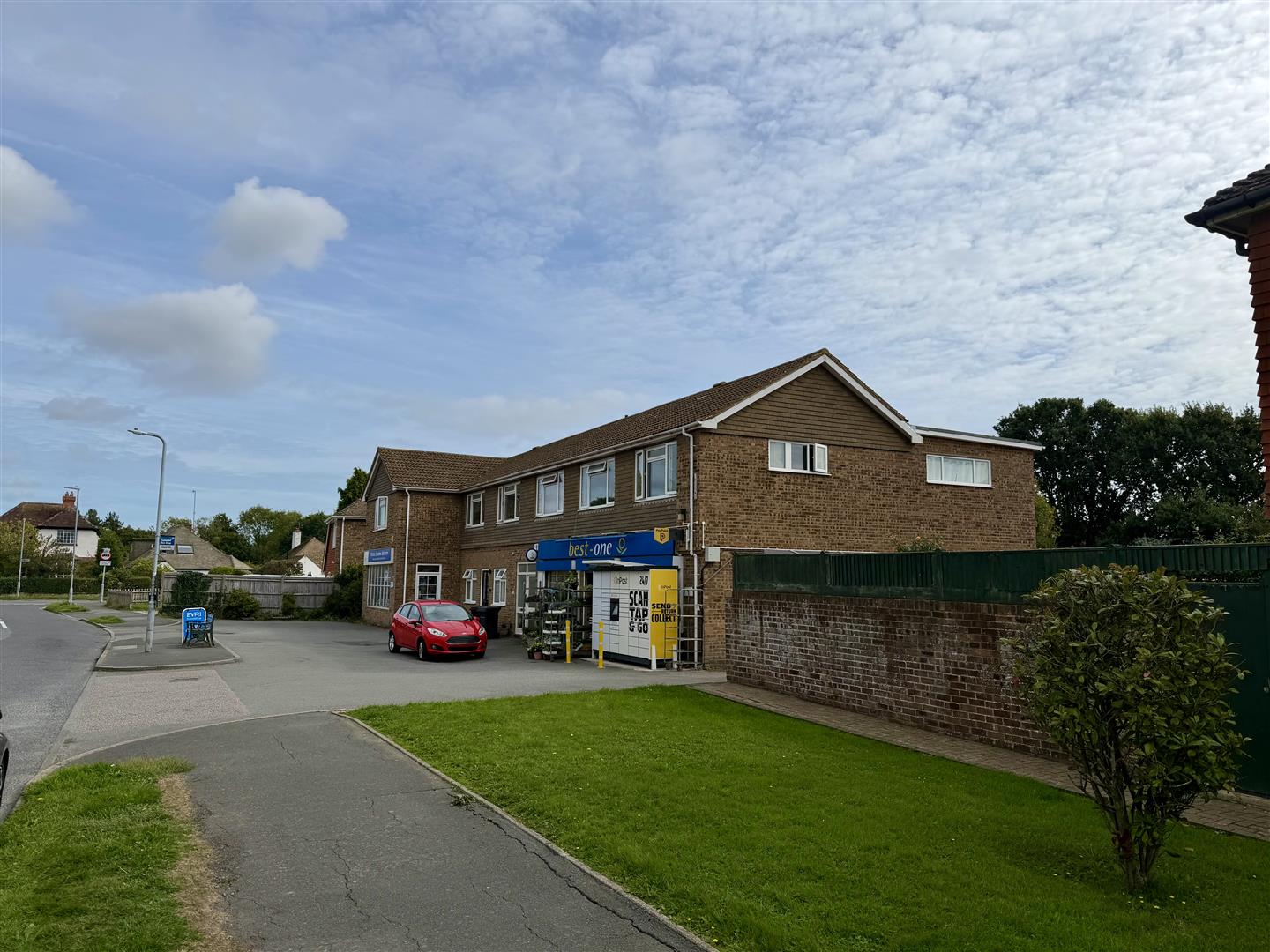 Flat Cowdray Park Road in Rother