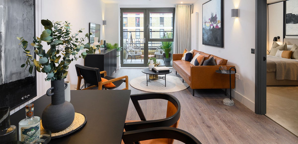 Flat James Clavell Square in Greater London