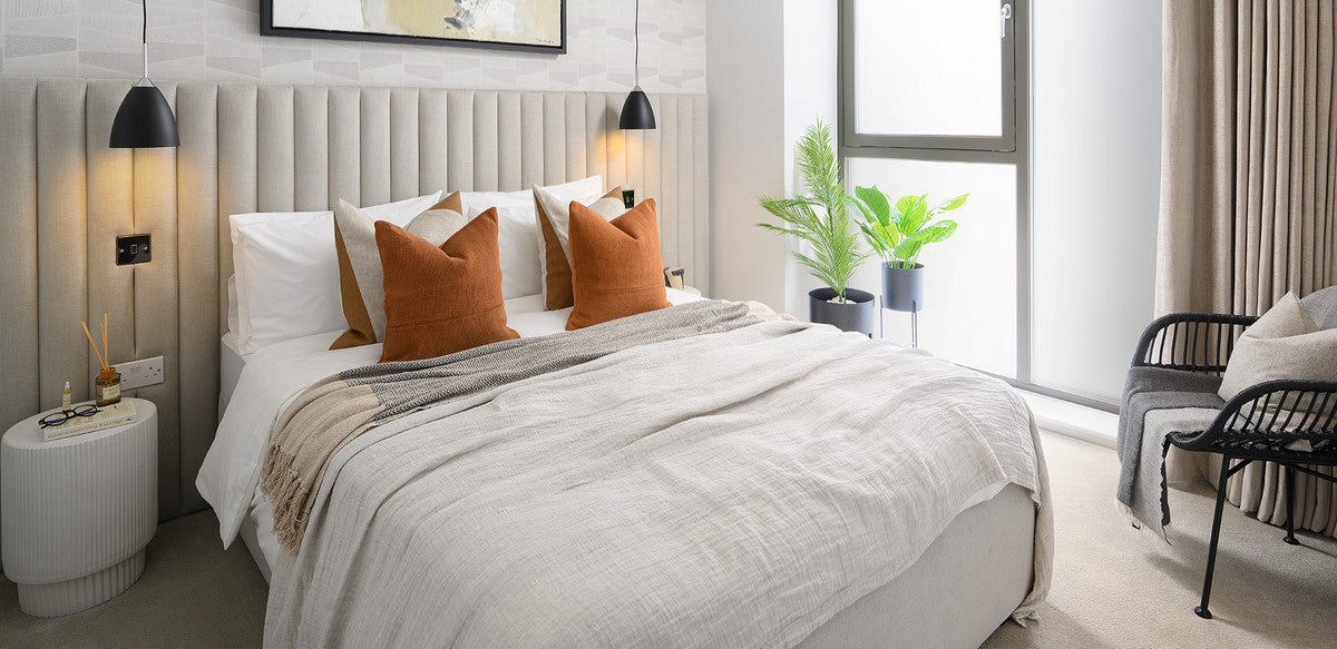 Flat James Clavell Square in Greater London