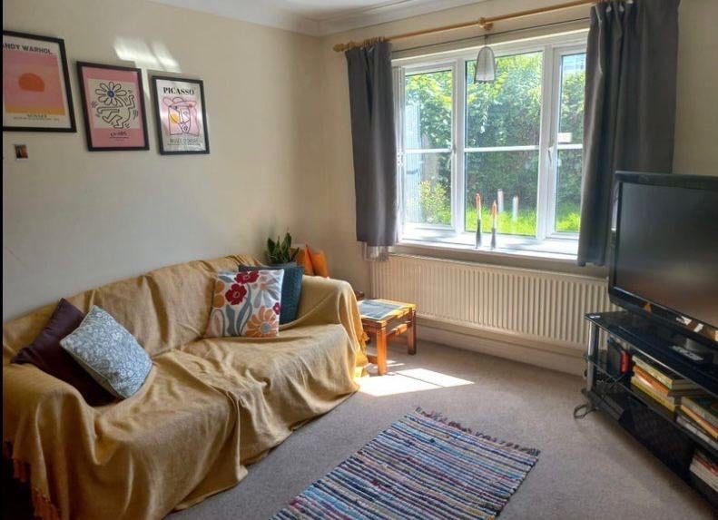 Room Conyer's Road in Greater London