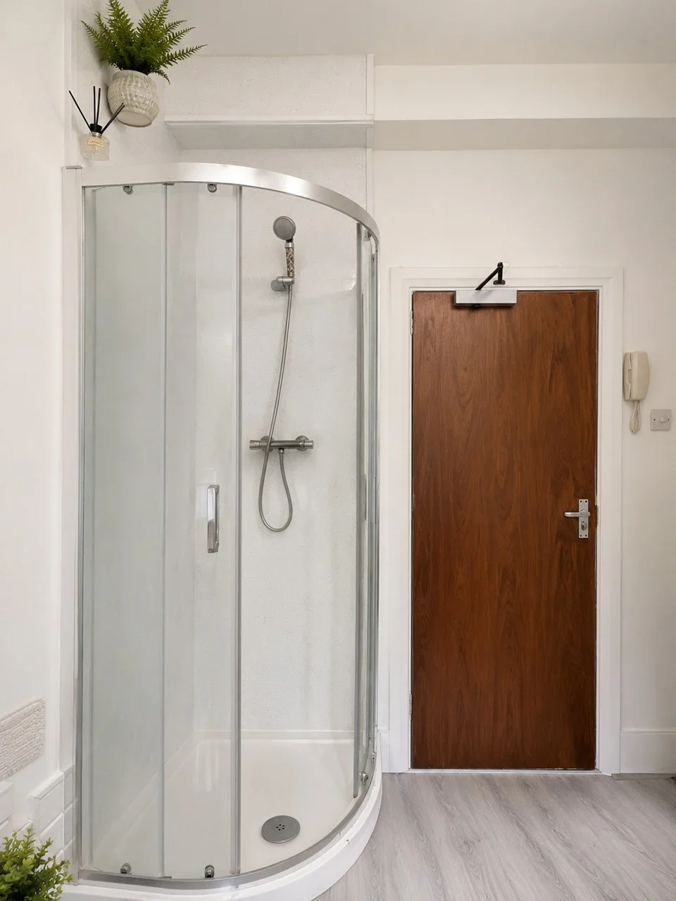 Room Rufford Street in Greater London