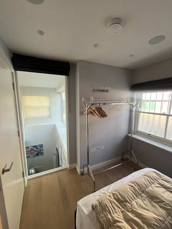 Room Hoxton Street in Greater London