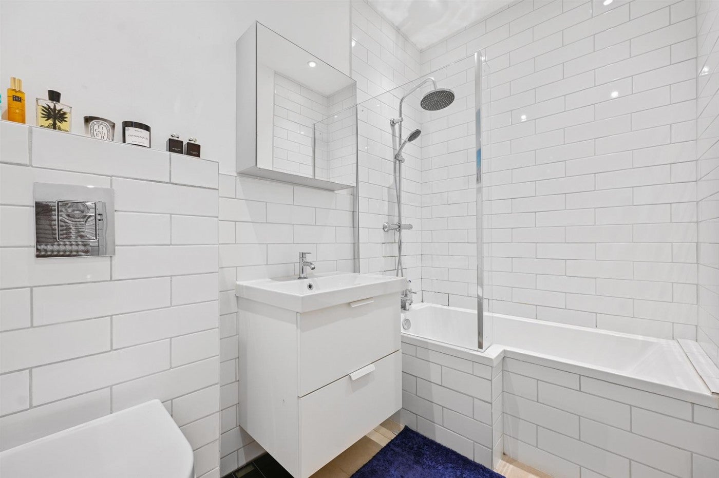Flat Aberdare Gardens in Greater London