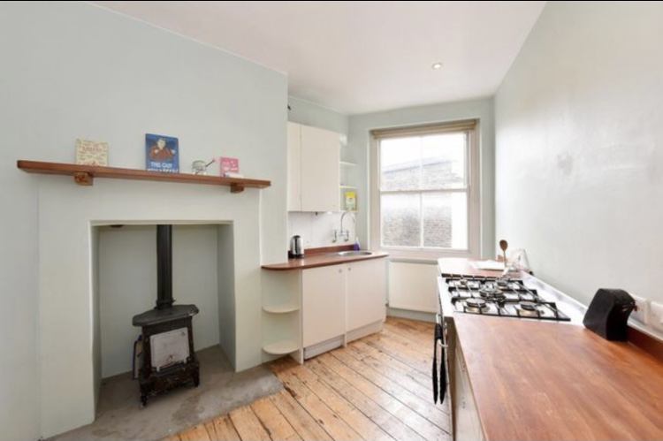 Flat Lillie Road in Greater London