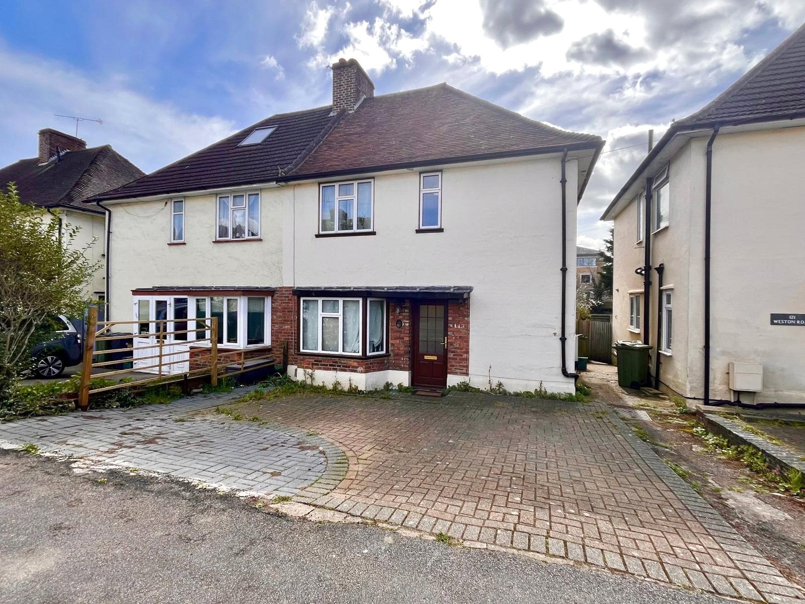House Midleton Road in Guildford