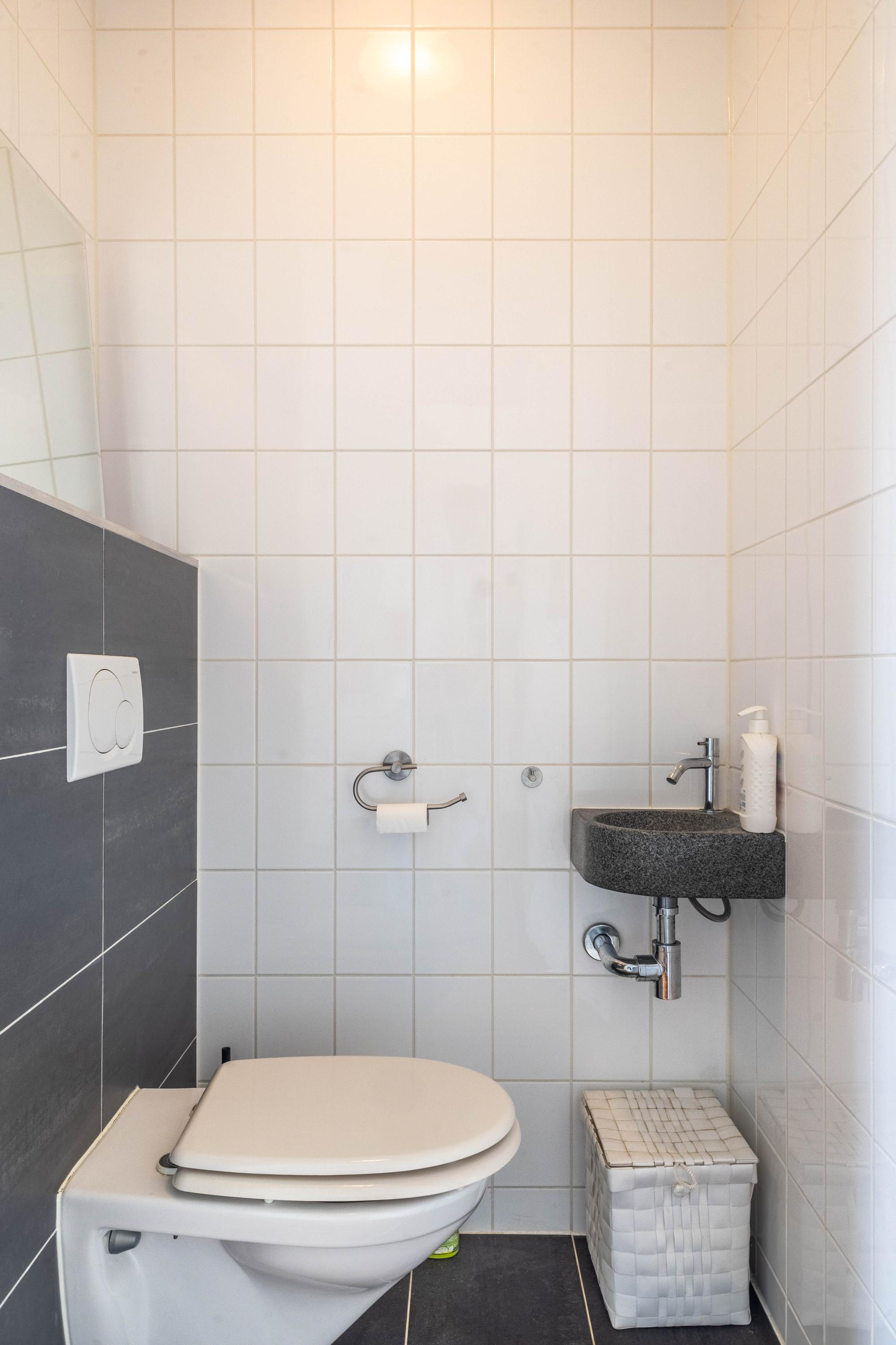 Hoekwoning te koop: Waterhoen 17, Amstelveen