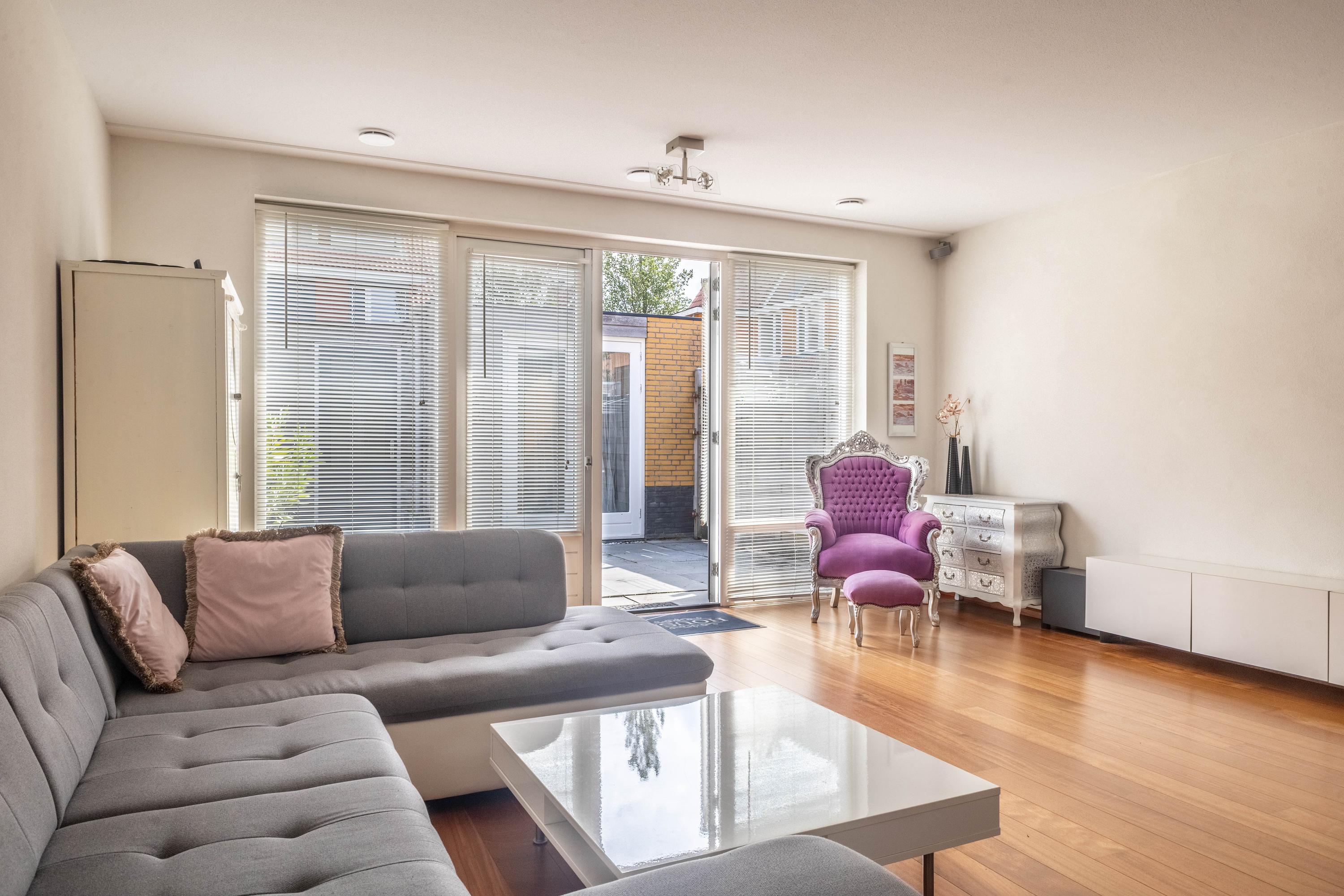 Hoekwoning te koop: Waterhoen 17, Amstelveen