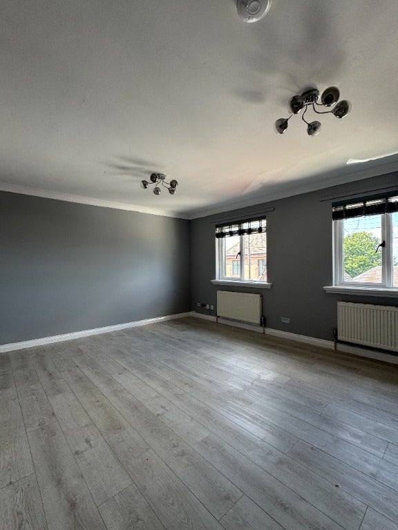 Flat Mungle Street in West Calder