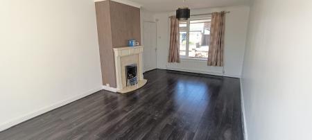 House Mantlefield Road in Corby