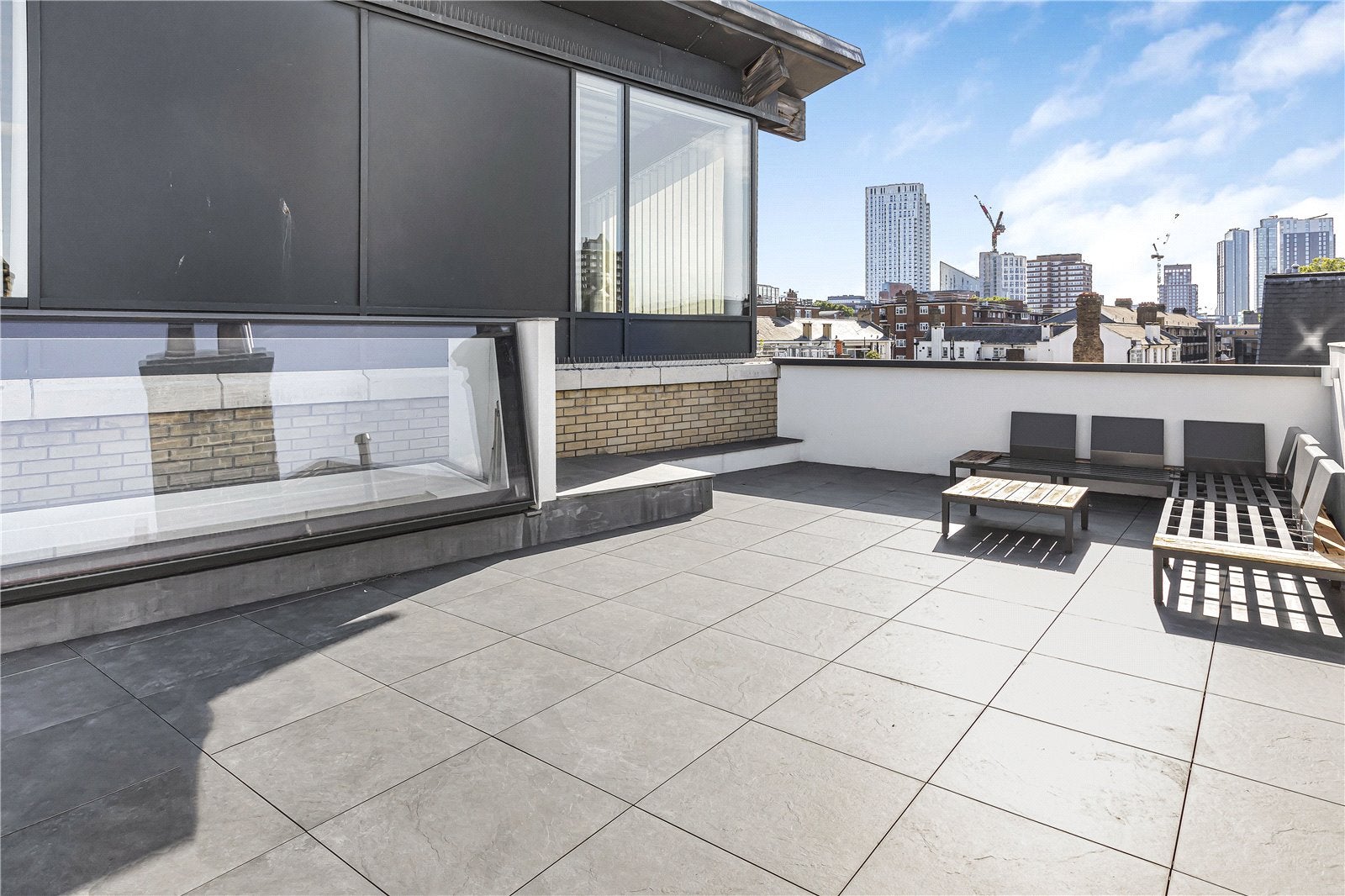 Flat Hoxton Street in Greater London