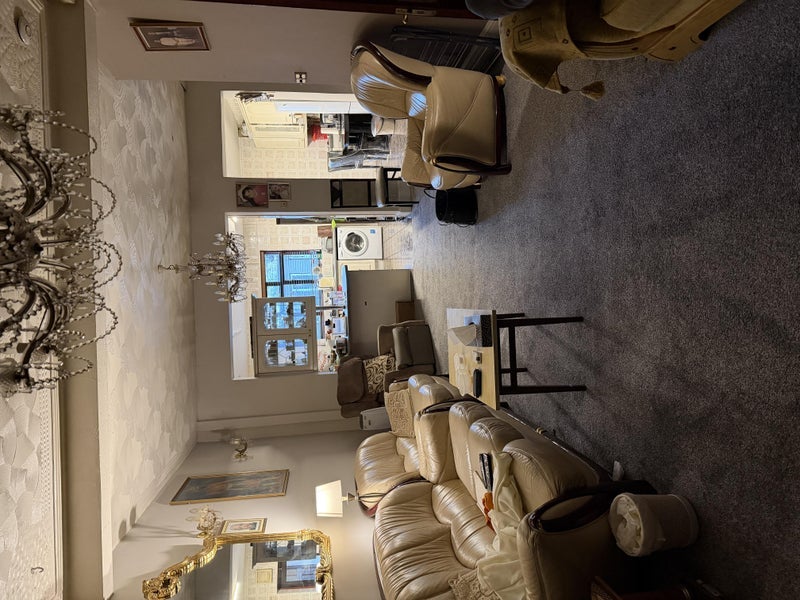 Room Burges Road in Greater London