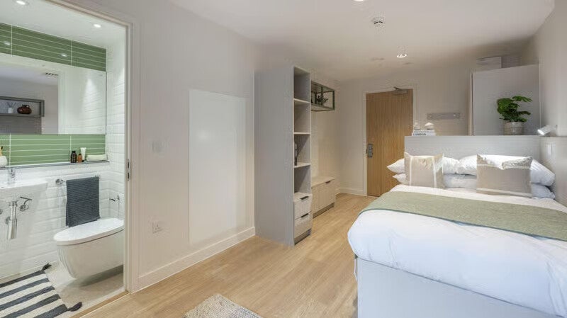 Room Marlborough Street in Bristol