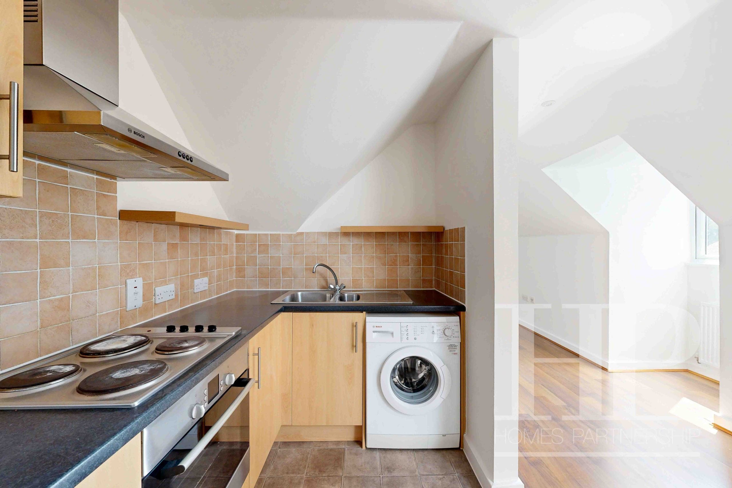 Flat Crabtree Court in Crawley