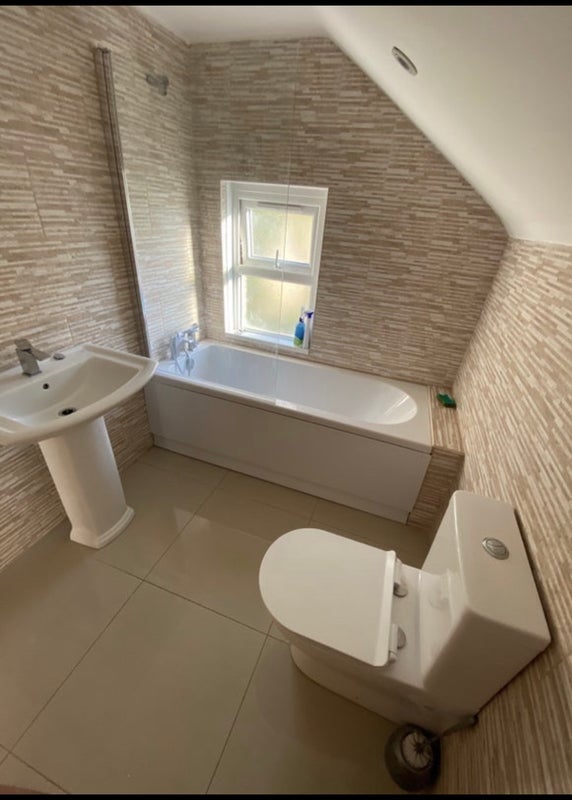 Room York Way in Greater London