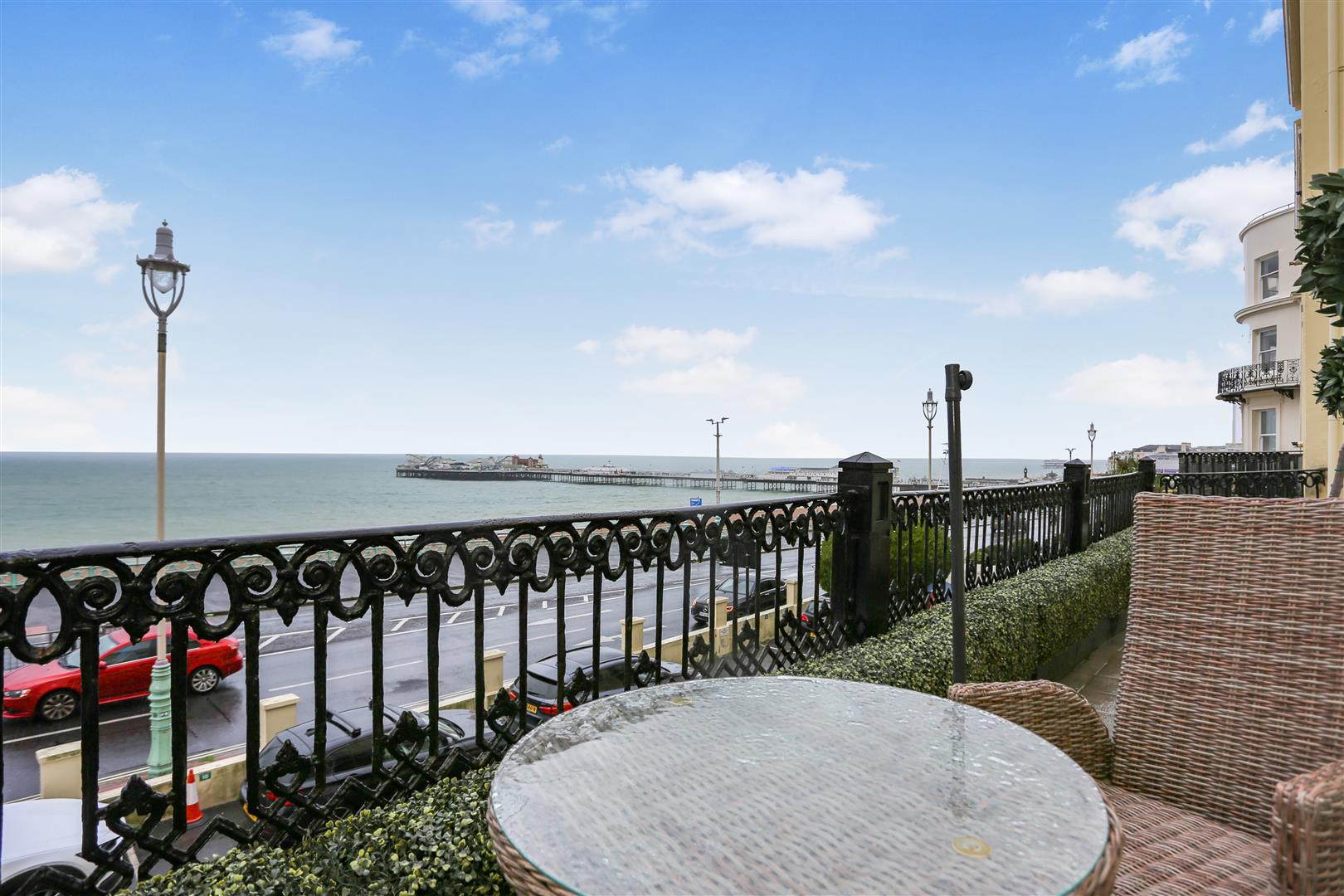 Flat Marine Parade in Brighton