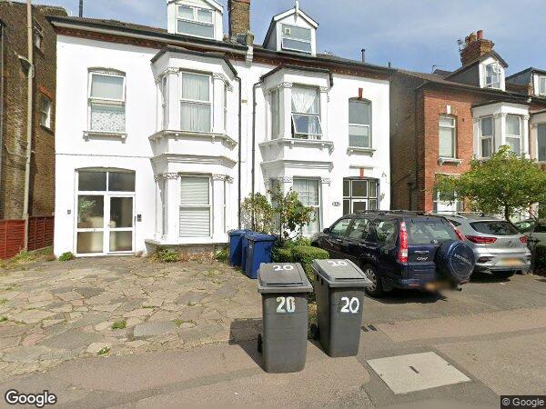 Flat Claremont Road in Greater London