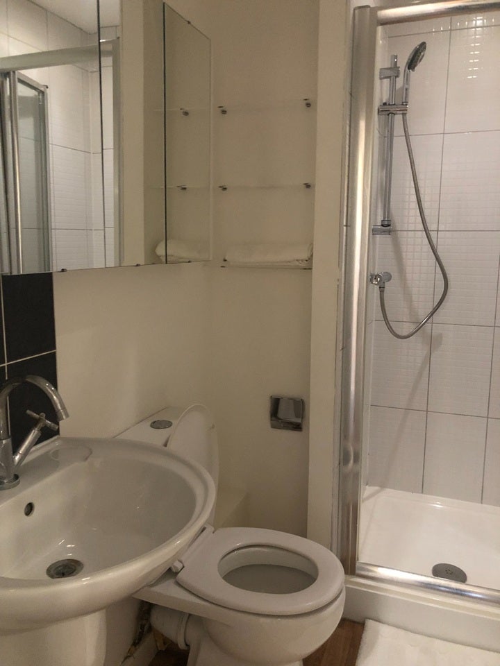 Flat Rayners Lane in Greater London