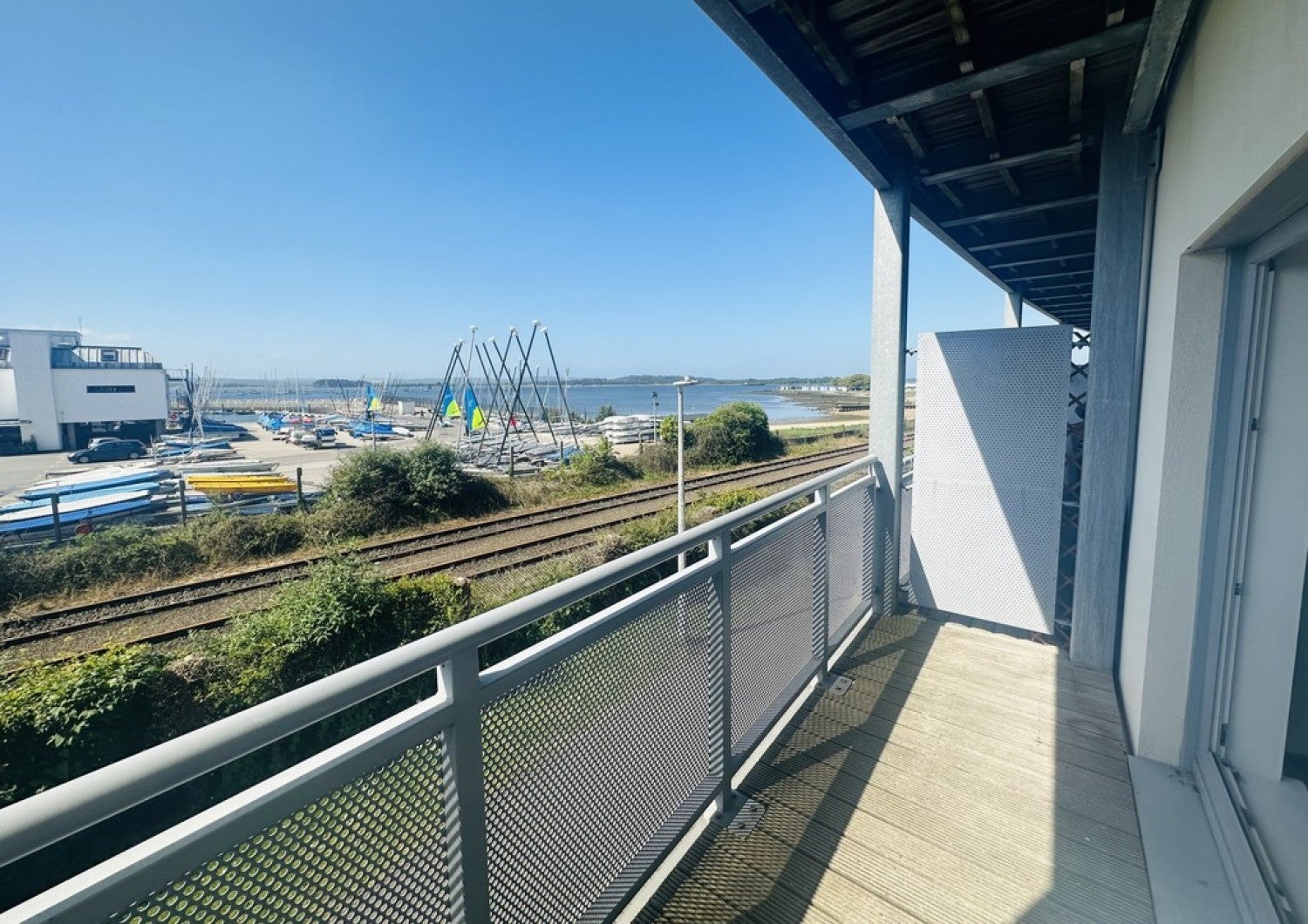 Flat New Harbour Road West in Poole