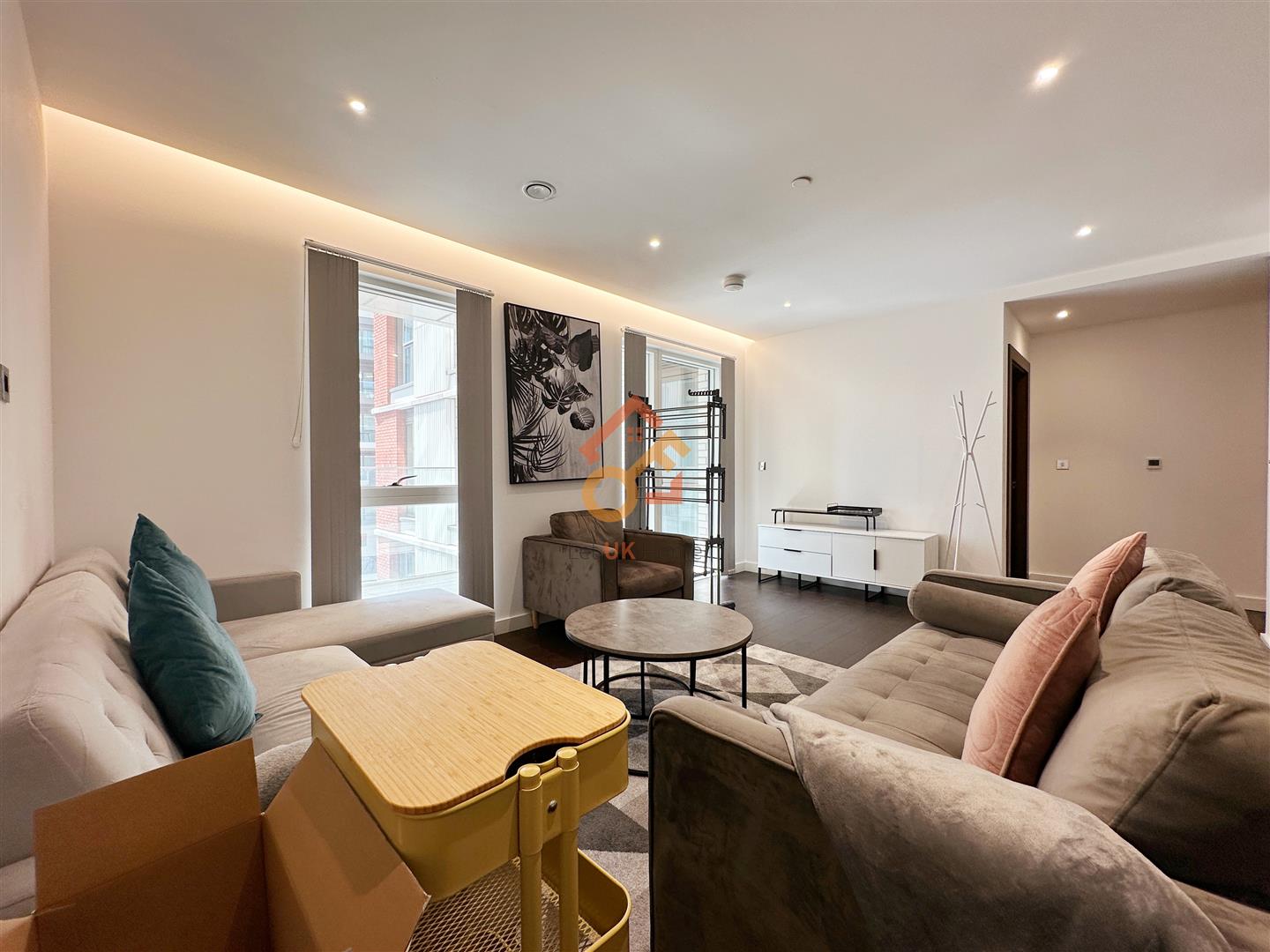 Flat Malthouse Road in Greater London