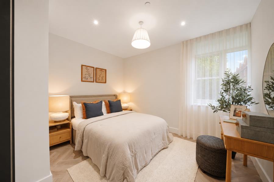 Flat Victoria Square in St Albans