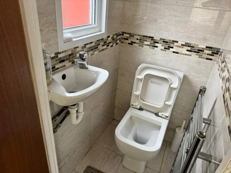 Room Havering Gardens in Greater London