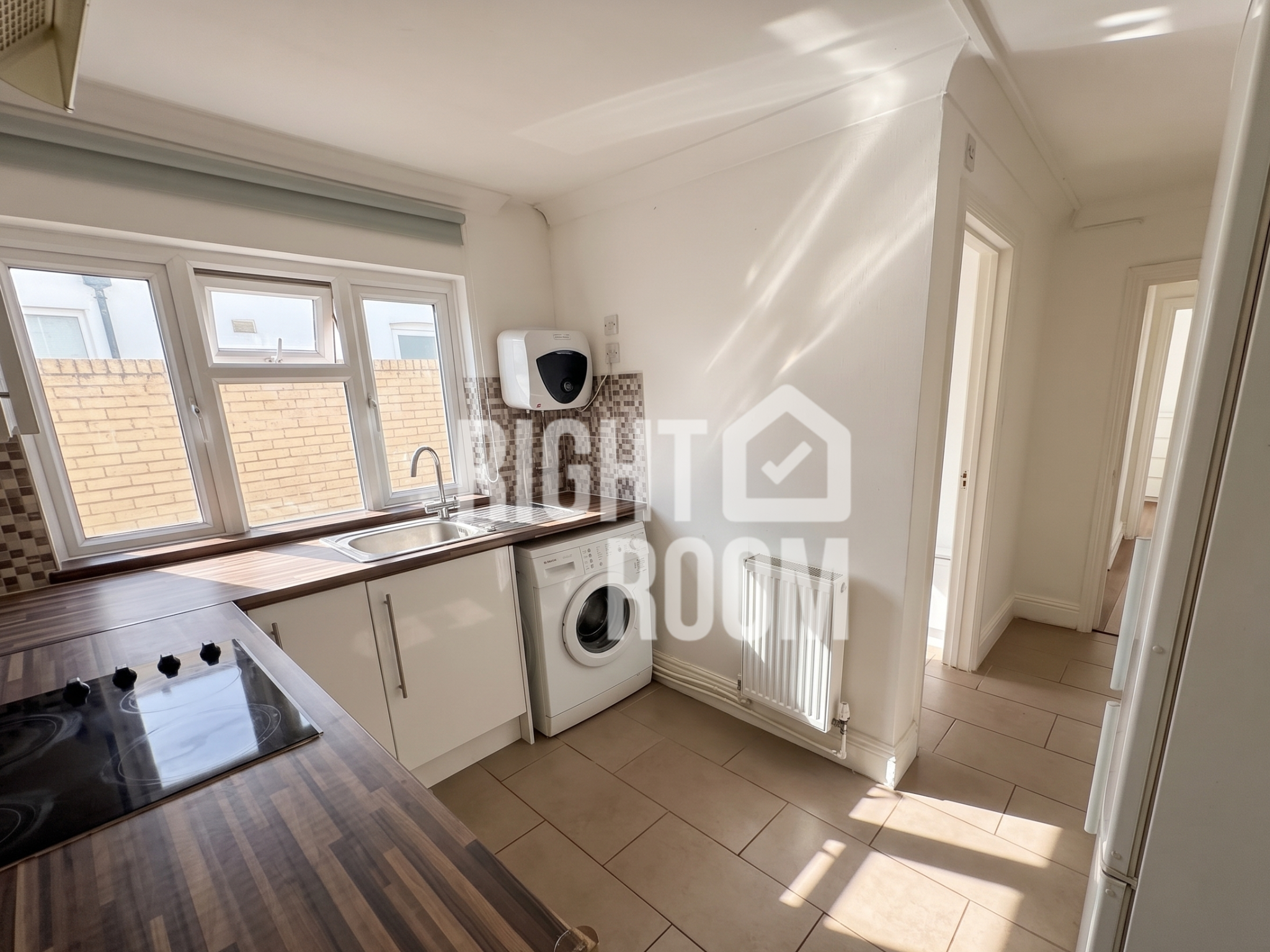 Flat Cranbury Avenue in Southampton