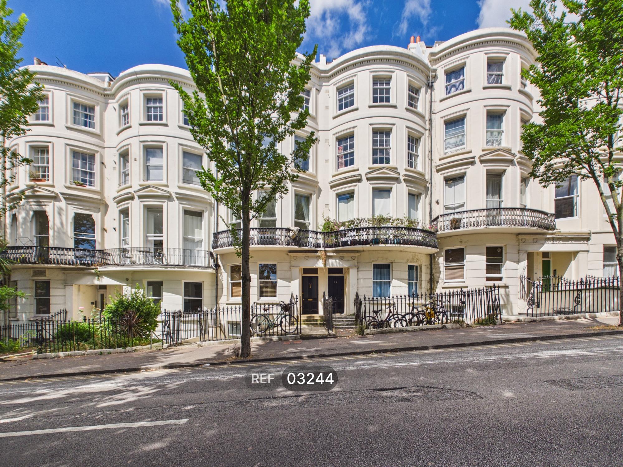 Flat Montpelier Road in Brighton