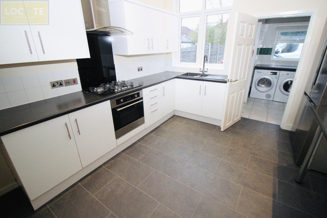 Room Norwood Road in Trafford