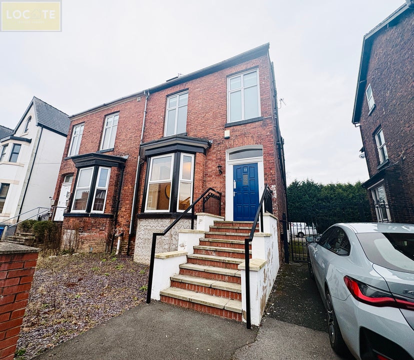 Room Norwood Road in Trafford