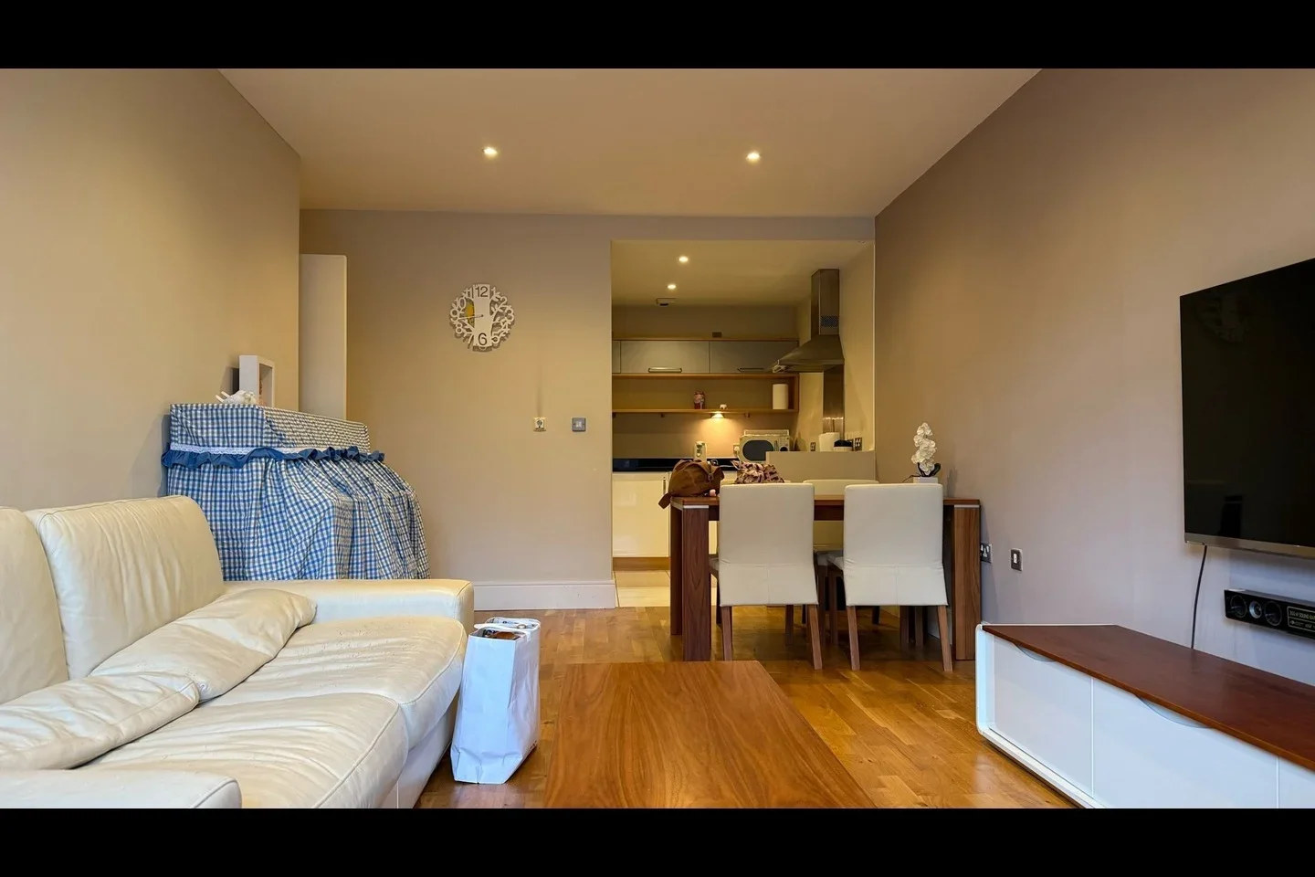 Flat Whitworth Street West in Manchester