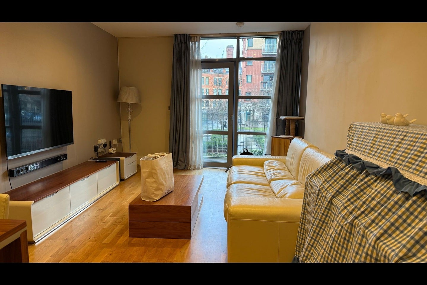 Flat Whitworth Street West in Manchester